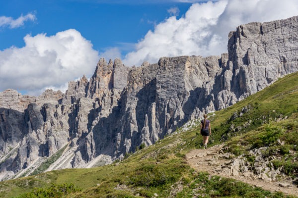 Okolo hřebenu Croda da Lago za krásami italských Dolomit